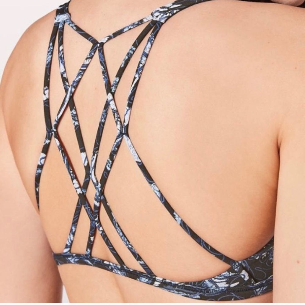 Lululemon Free To Be Zen Bra | Size 8